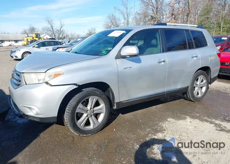 2013 Toyota Highlander Limited V6 z USA, uszkodzony, nr VIN 5TDYK3EH7DS127750